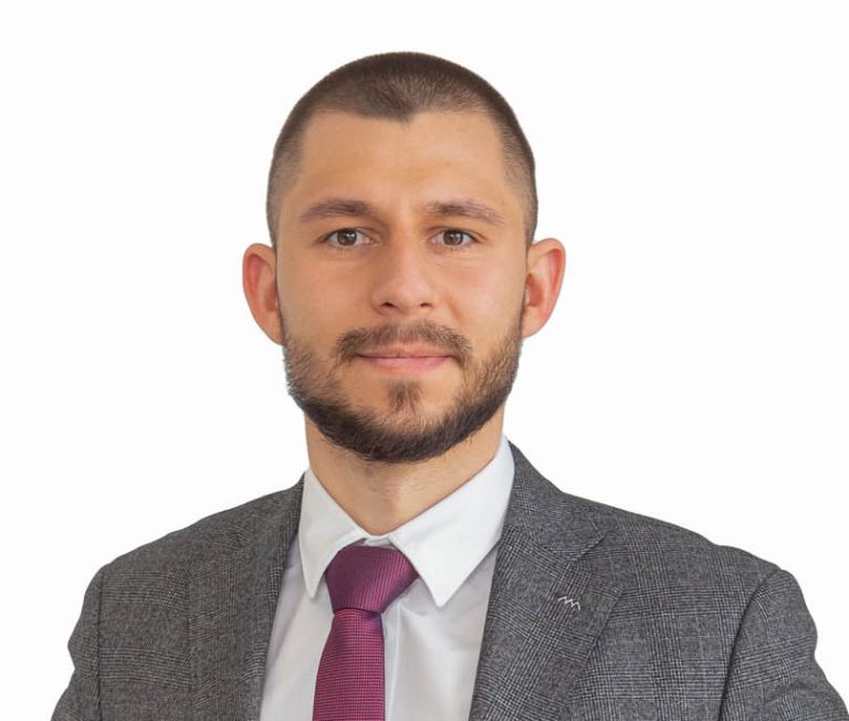 Александър Енев
